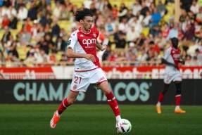 九游礼包-赛地聚焦——意甲清晨热度飙升，里尔单刀错失，管理层满意，临场指挥获称赞(马竞vs里尔前瞻)