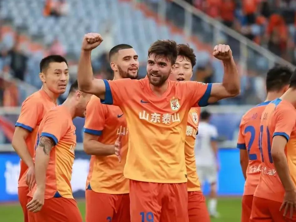 亚冠联赛山东泰山vs横滨