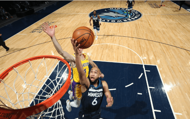 刚刚！浓眉哥连续十场比赛得分超过出色防守Faker在掘金比赛中逆转，风云突变马赛窗口期官宣签约的简单介绍