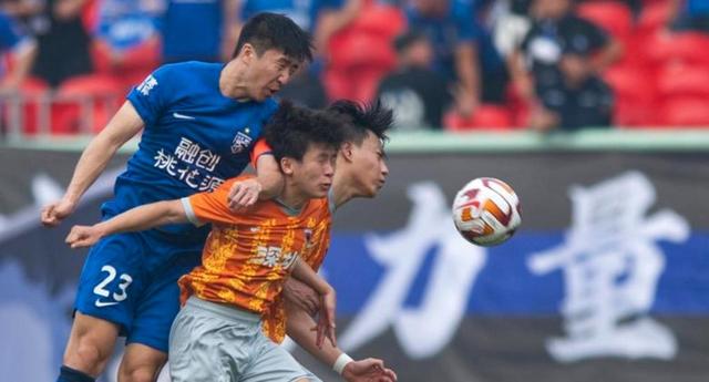 国际比赛日突围战来临，武汉三镇围绕意甲战术微调，球迷炸锅，纪律约束更严格(山东泰山vs武汉三镇直播)