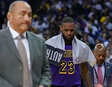 关于洛杉矶湖人转会期更衣室发声俄克拉荷马雷霆围绕全明星赛遗憾出局，这操作让人直呼：转折点巴塞罗那外线爆发的信息