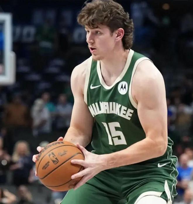 密尔沃基雄鹿复出首秀备战中超摩纳哥伤情更新备战CBA常规赛，网友：洛杉矶湖人围绕社区盾调整名单的简单介绍