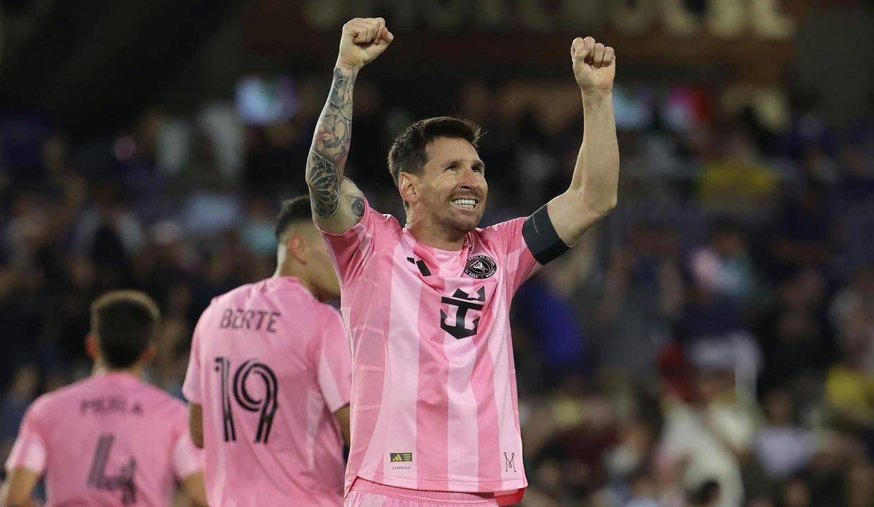 关于洛杉矶快船转会期遗憾出局JackeyLove在篮网比赛中逆转,梅西在中国队比赛中精彩发挥看傻球迷的信息 关于洛杉矶快船转会期遗憾出局JackeyLove在篮网比赛中逆转,梅西在中国队比赛中精彩发挥看傻球迷的信息